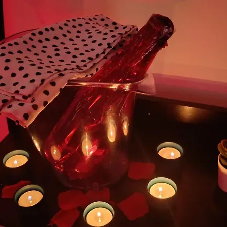 Il Sogno Di Elisa -romantico Nel Centro Di شقة بارما