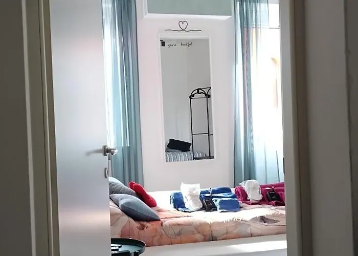 Apartment Il Sogno Di Elisa -romantico Nel Centro Di Parma